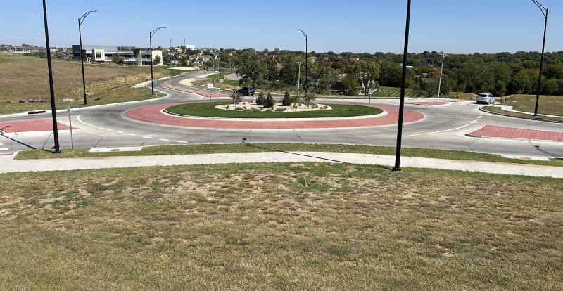 view of the roundabout from across the road.